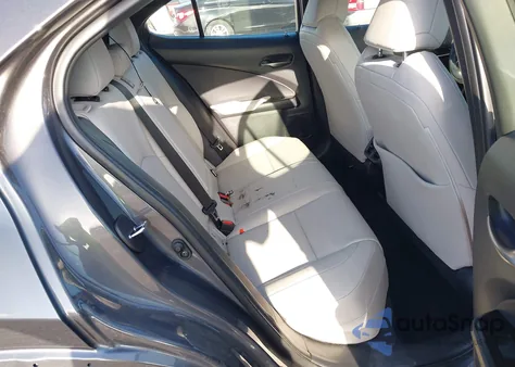 2022 Lexus Ux 200 z USA, uszkodzony, nr VIN JTHX3JBH3N2051968